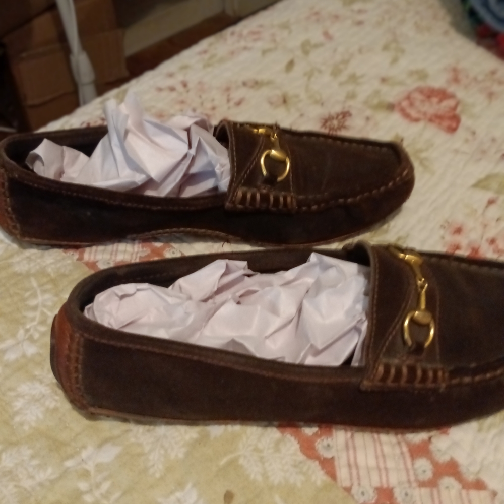 The Iconic Vintage Horsebit Gucci Dark Brown Leather Loafers with Gold Detail - Picture 12 of 16